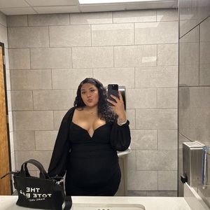 Meet your Posher, Elida g